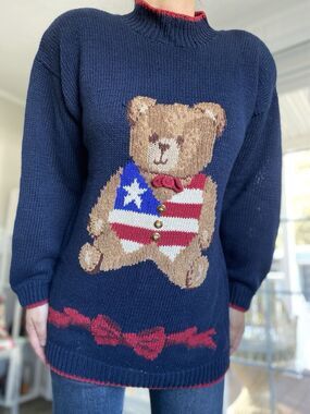 TALBOTS knitted embroidered vintage teddy bear American flag Holiday sweater M